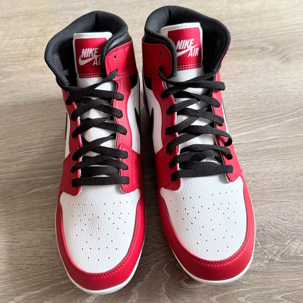 Jordan 1 Retro High MCS Chicago AV5354-611 Size 11